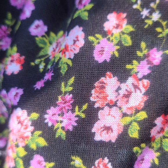 Blouse - Picture 6 of 8